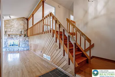 3705 Vale View Drive, South Whitehall Township, PA 18103 - Photo 8
