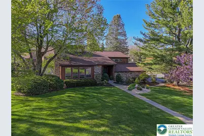 3705 Vale View Drive, South Whitehall Township, PA 18103 - Photo 2