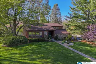 3705 Vale View Dr, South Whitehall Township, PA 18103 - Photo 2