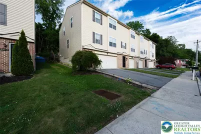 611 Lehigh Gap Street, Walnutport Boro, PA 18088 - Photo 4