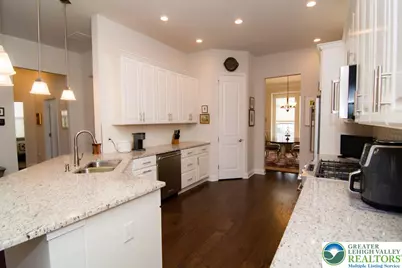 4068 Rutz, South Whitehall Township, PA 18104 - Photo 6