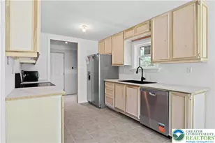 3111 Briarwood Dr, Coolbaugh Twp, PA 18466 - Photo 12
