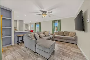 7458 Continental Cir, Upper Macungie Township, PA 18087 - Photo 4