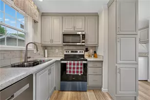 7458 Continental Cir, Upper Macungie Township, PA 18087 - Photo 10