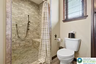 1203 N Cottonwood Rd, Lehigh Township, PA 18038 - Photo 22