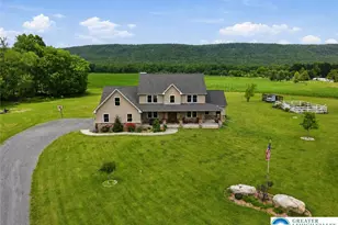 1203 N Cottonwood Rd, Lehigh Township, PA 18038 - Photo 2