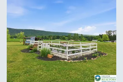 1203 N Cottonwood Road, Lehigh Township, PA 18038 - Photo 6