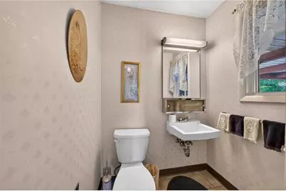 100 S Greenwood Avenue, Easton, PA 18045 - Photo 32