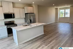 8203 Alexander Ct, Upper Macungie Township, PA 18031 - Photo 10