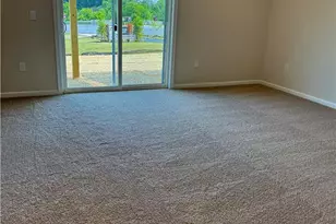 8203 Alexander Ct, Upper Macungie Township, PA 18031 - Photo 6