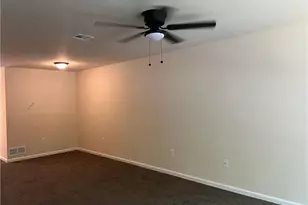789 Mohawk St, Allentown City, PA 18103 - Photo 4