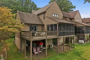 110 Woodmont Cir, Greentown, PA 18426 - Photo 66
