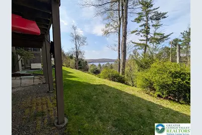 110 Woodmont Circle, Greentown, PA 18426 - Photo 36