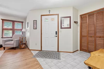 110 Woodmont Circle, Greentown, PA 18426 - Photo 8