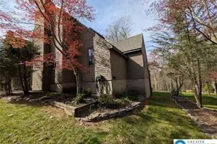 110 Woodmont Cir, Greentown, PA 18426 - Photo 2