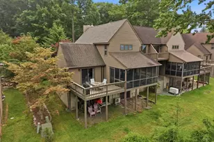 110 Woodmont Cir, Greentown, PA 18426 - Photo 68