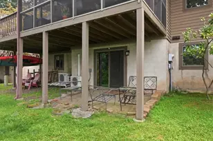 110 Woodmont Cir, Greentown, PA 18426 - Photo 64