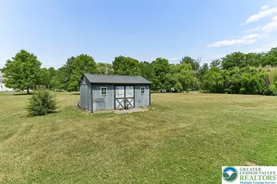 8247 Hensingersville Road, Lower Macungie Township, PA 18011 - Photo 12