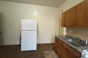 216 N 4th St, Allentown City, PA 18102 - Photo 4