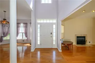 131 Olympic Way, Williams Township, PA 18042 - Photo 4