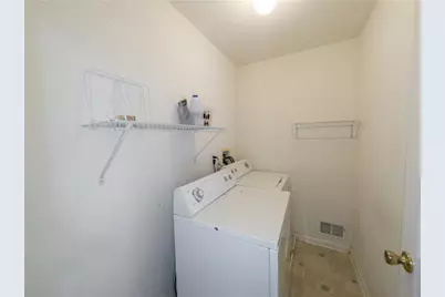 131 Olympic Way, Williams Township, PA 18042 - Photo 20
