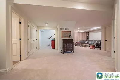 2061 Forge Run, Bethlehem City, PA 18015 - Photo 30