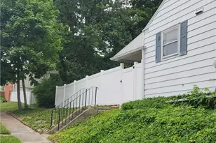 3231 Earl St, Laureldale Borough, PA 19605 - Photo 2