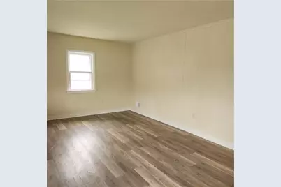 3231 Earl St, Laureldale Borough, PA 19605 - Photo 4
