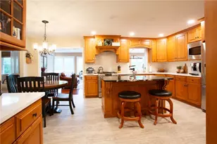 153 Silo Cir, Upper Nazareth, PA 18064 - Photo 6