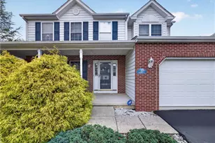 2119 Barley Dr, Spinnerstown, PA 18951 - Photo 2