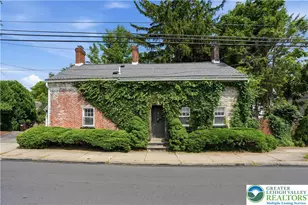 2014 Linden St, Bethlehem City, PA 18017 - Photo 2