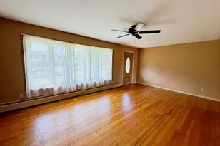 3821 Turner St, South Whitehall Township, PA 18104 - Photo 4