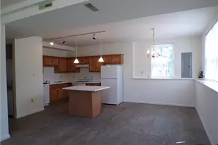 1624 Whitehall St, Allentown City, PA 18102 - Photo 4