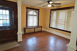 228 E Ettwein St, Bethlehem City, PA 18018 - Photo 2