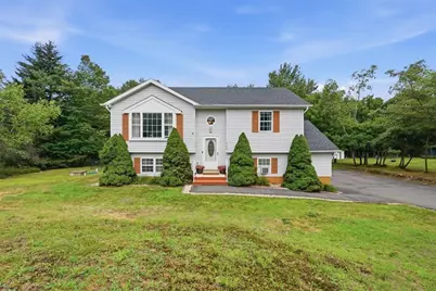 209 Center Drive, Tunkhannock Twp, PA 18610 - Photo 2