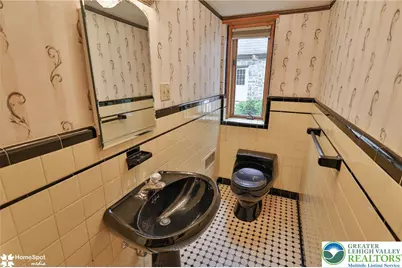 2835 Parkway Boulevard, Allentown City, PA 18104 - Photo 40