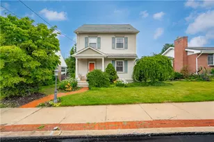 107 N Green St, Nazareth Boro, PA 18064 - Photo 2