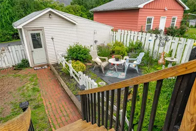 107 N Green Street, Nazareth Boro, PA 18064 - Photo 10
