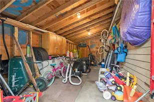 107 N Green St, Nazareth Boro, PA 18064 - Photo 18