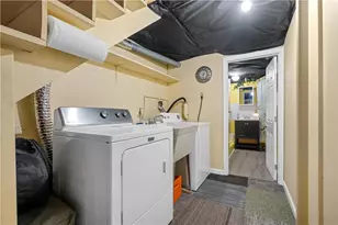 107 N Green St, Nazareth Boro, PA 18064 - Photo 68
