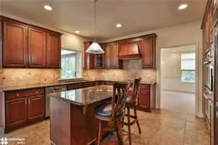 4704 Reston Dr, Easton, PA 18040 - Photo 16