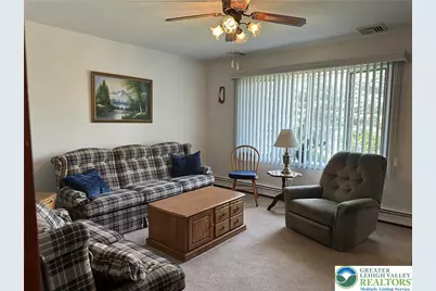 556 Walnut Drive, Lehigh Township, PA 18067 - Photo 12