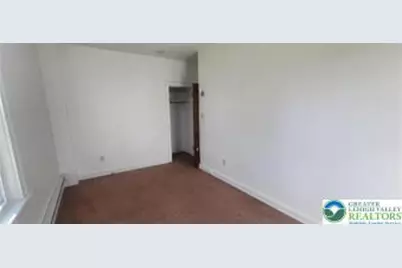 277 E Main Street #1, Bath Boro, PA 18014 - Photo 6