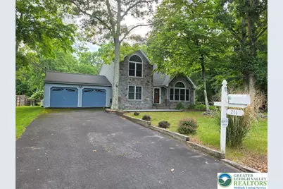 211 Murphy Circle, Bushkill, PA 18324 - Photo 1