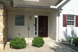 2740 Upstream Farm Rd, Forks Twp, PA 18040 - Photo 4