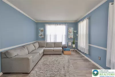 8100 W Cross Creek Circle, Upper Macungie Township, PA 18031 - Photo 6
