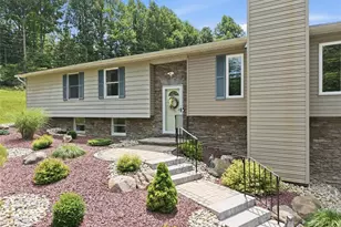226 Circle Dr S, Hamilton Twp, PA 18353 - Photo 4