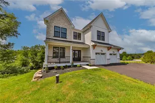 4740 Hillcrest Ln, Whitehall Township, PA 18052 - Photo 2