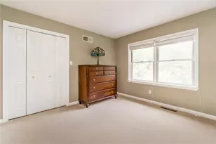 2165 Beechwood St, Upper Macungie Township, PA 18069 - Photo 32