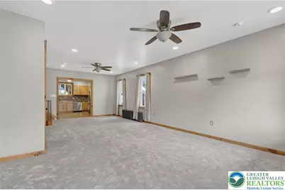 43 E Phillips Street, Coaldale Boro, PA 18218 - Photo 4